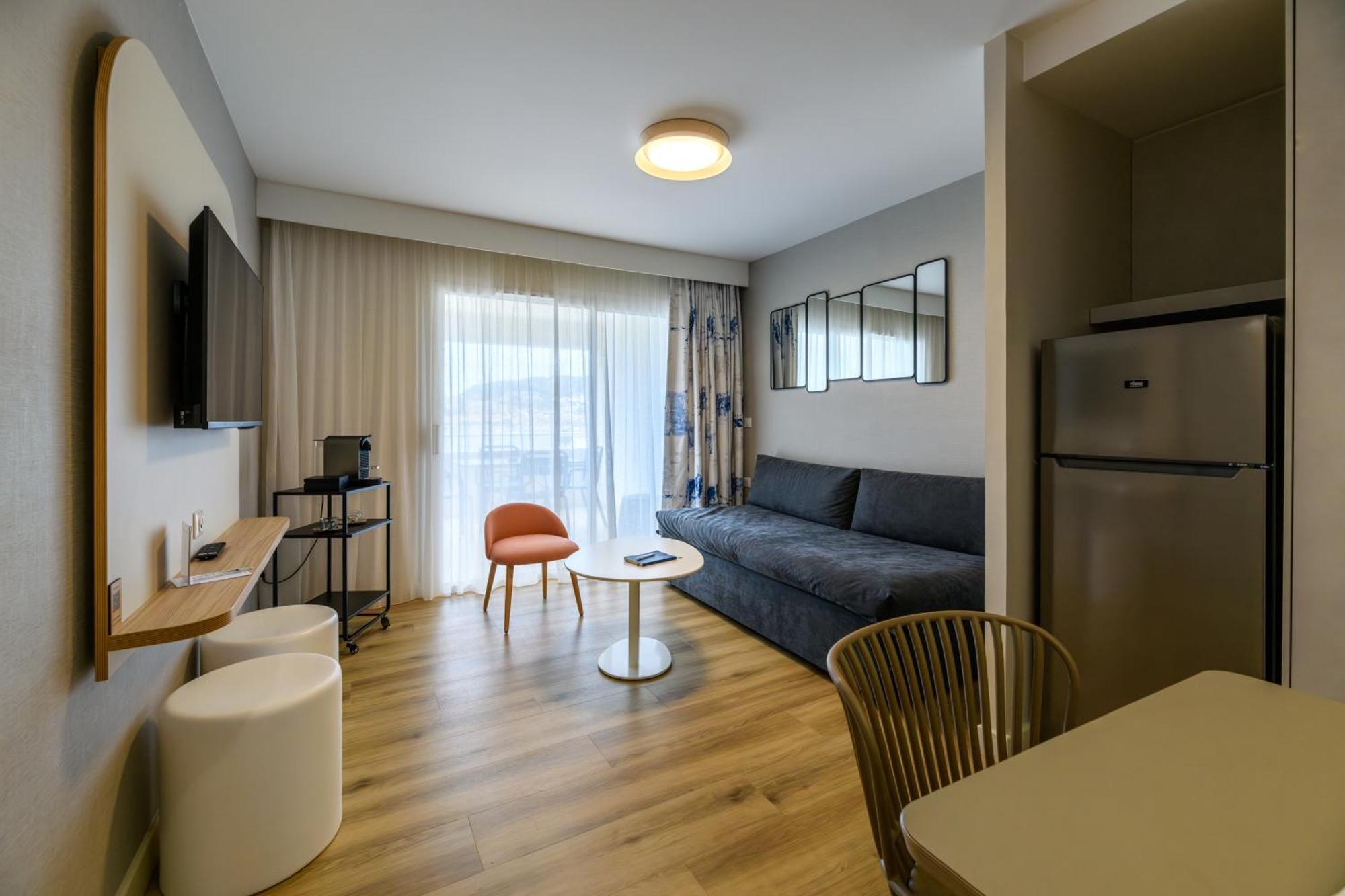 Best Western Plus Ajaccio Amiraute Екстериор снимка